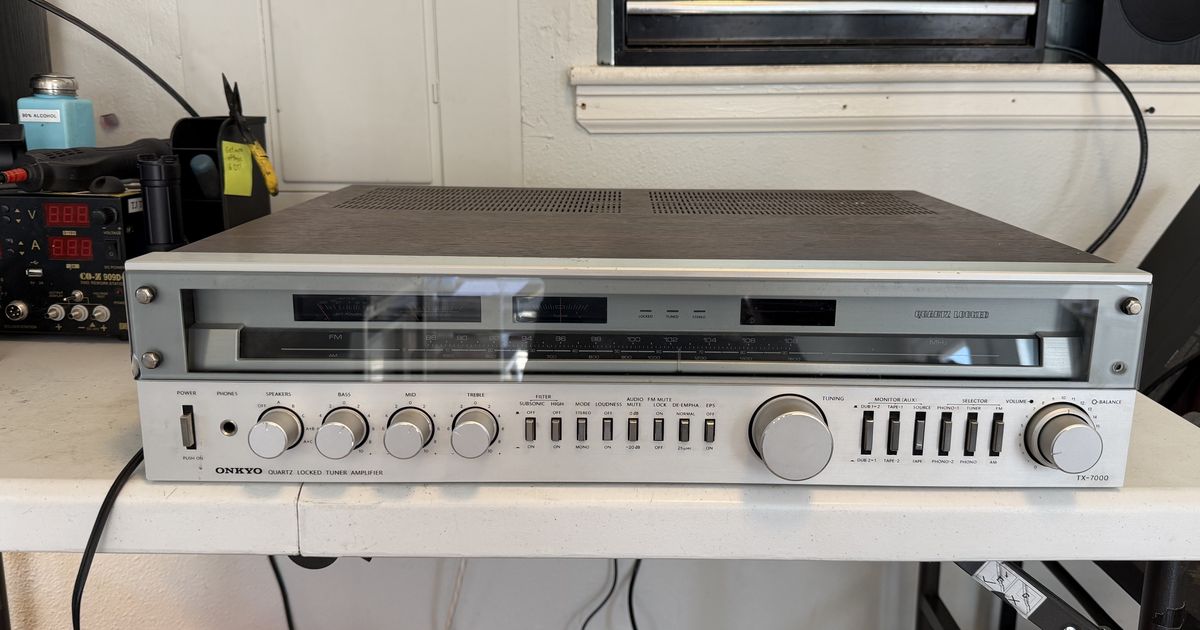 A vintage receiver on the Tomasetti Repair bench, awaiting diagnosis